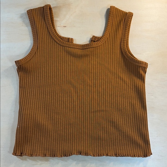 SHEIN Cropped Ribbed Tank - Picture 2 of 6